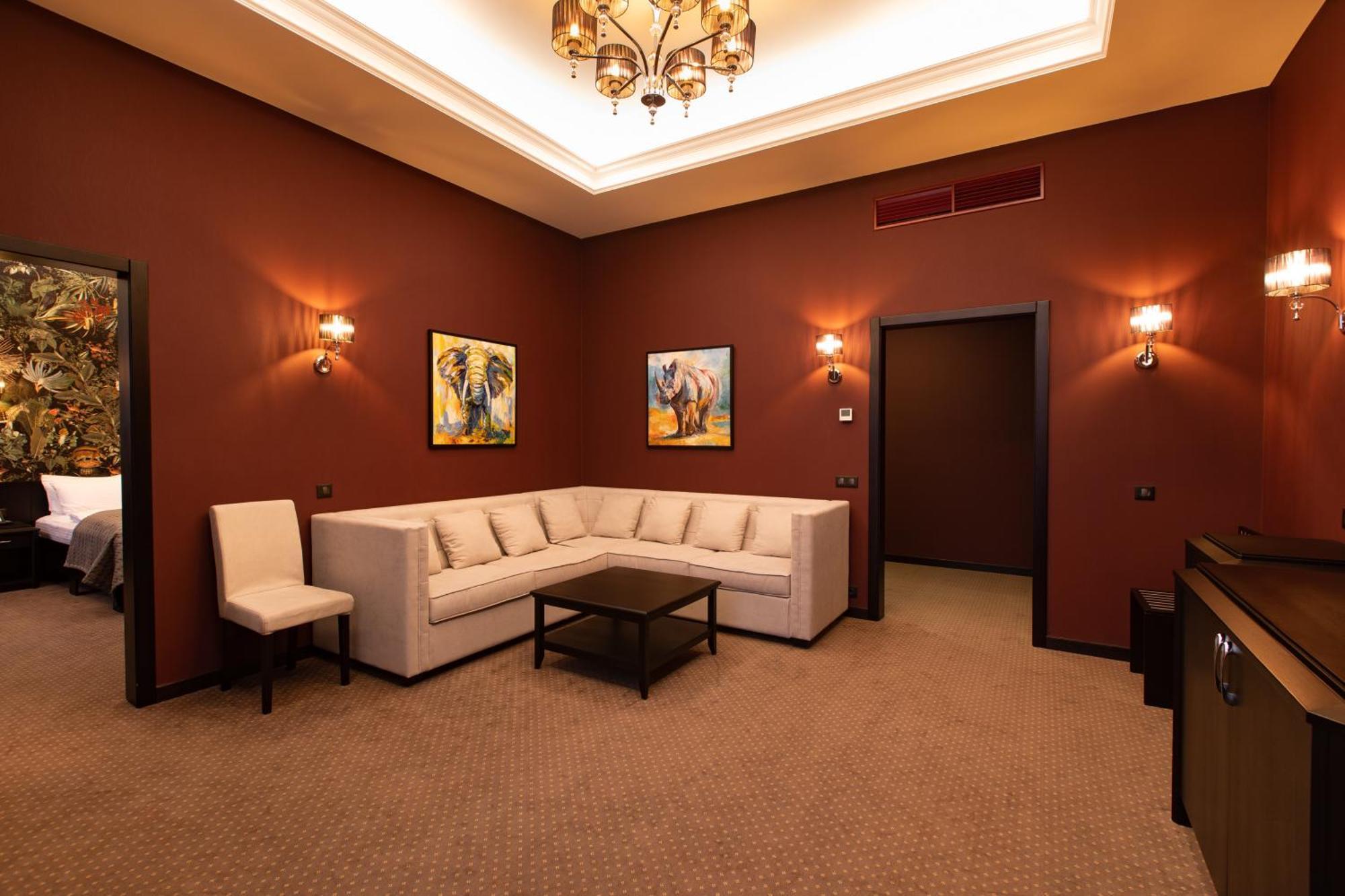 Tsunami Spa Hotel Днепър Екстериор снимка