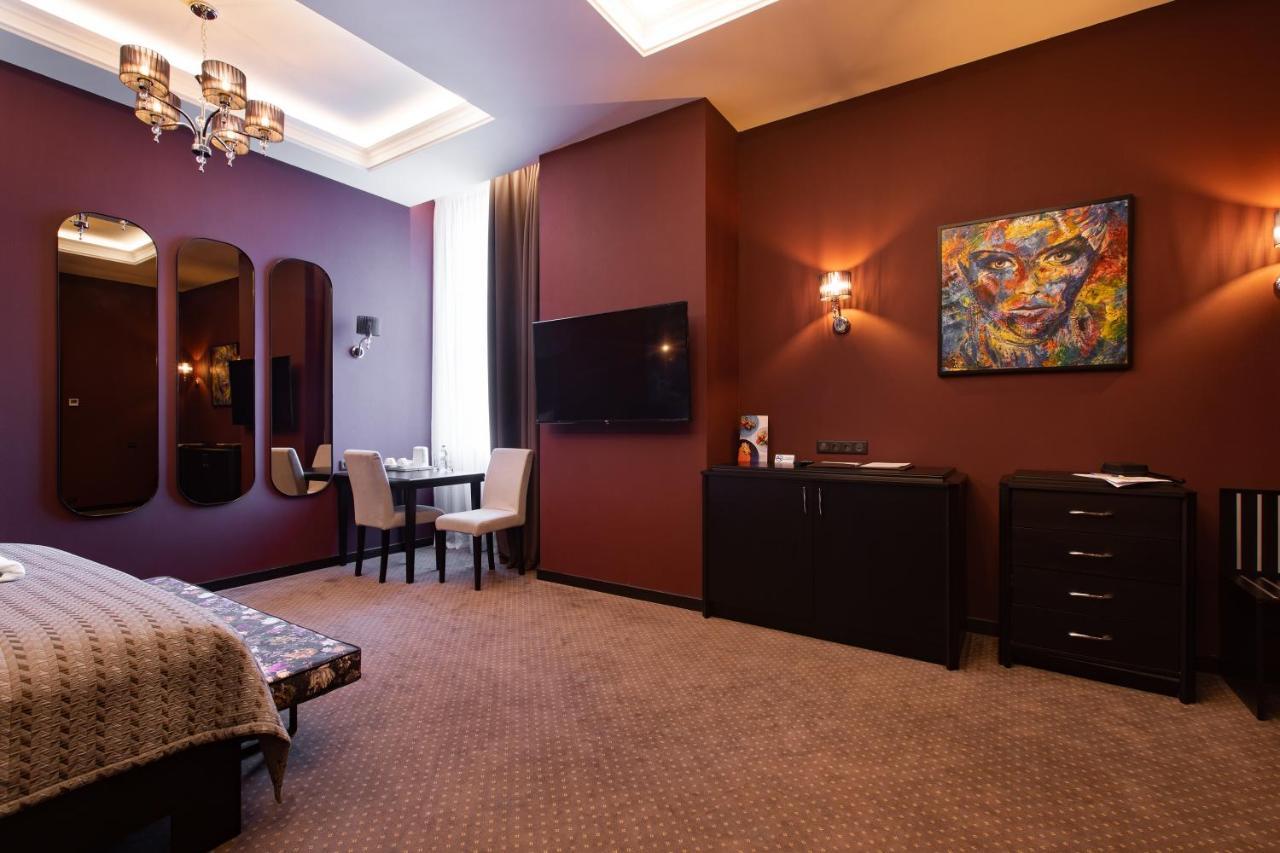 Tsunami Spa Hotel Днепър Екстериор снимка